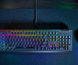 TECLADO RAZER BLACKWIDOW V4 X YELLOW SWITCH (ESPAÑOL) (RZ03-04702800-R311) 8887910072967 | P/N: RZ03-04702800-R311 | Ref. Artículo: 1370190