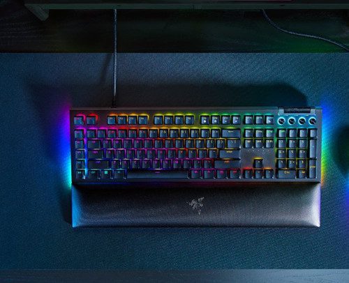 TECLADO RAZER BLACKWIDOW V4 GREEN SWITCH (USA) (RZ03-04690100-R3M1) 8887910072356 | P/N: RZ03-04690100-R3M1 | Ref. Artículo: 1371101