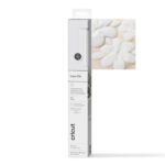 CRICUT PUFF IRON-ON WHITE  30X48CM 0093573913341 | P/N: 2011774 | Ref. Artículo: 1402358