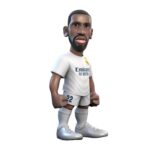 8436605118437 | P/N: MN18437 | Cod. Artículo: MGS0000025843 Figura minix real madrid rudiger