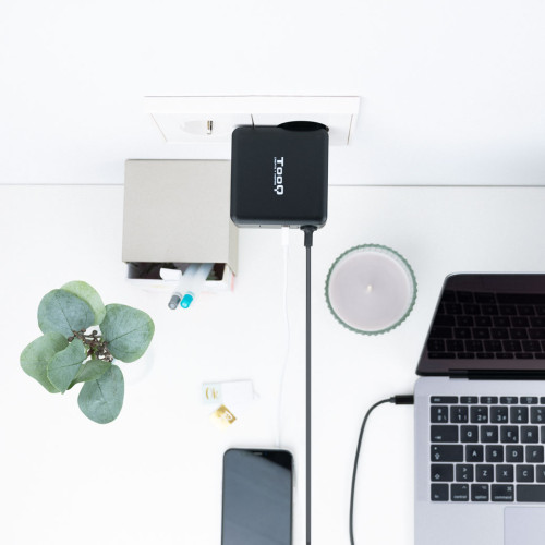 TOOQ CARGADOR PORTÁTIL USB-C PD3.0 65W, NEGRO - Imagen 3