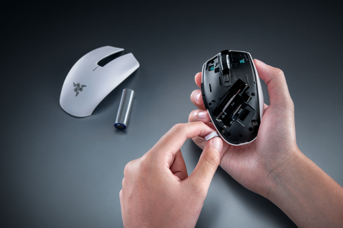 RATON RAZER OROCHI V2 2026 BLANCO (RZ01-05690200-R3M1) - Imagen 4